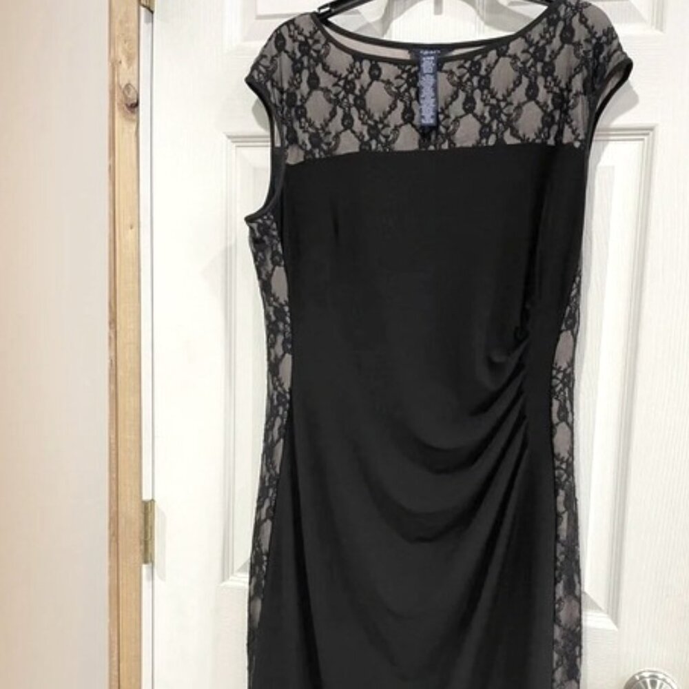 Fully Lined Dress with Lace Details Black XL